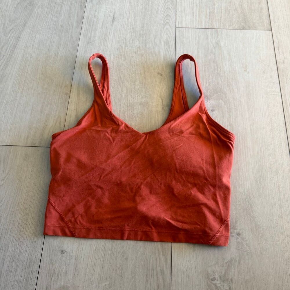 Lululemon women’s sports bra size 8